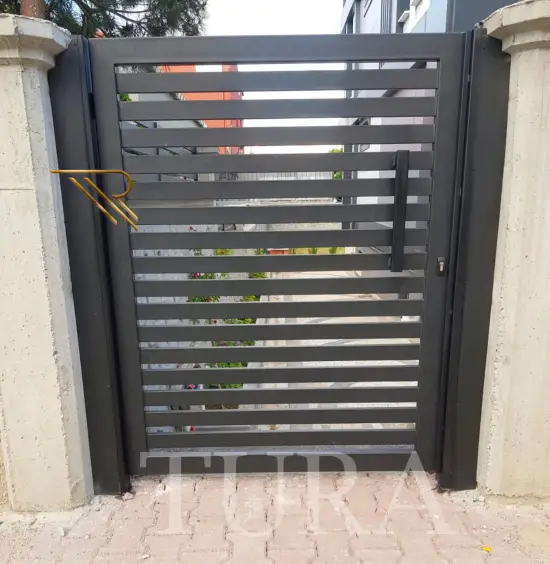 BAHÇE KAPISI