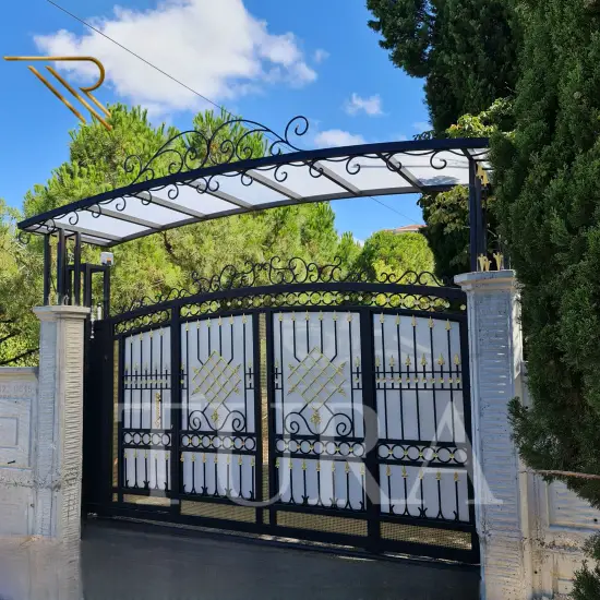 Sürgülü garaj kapıları