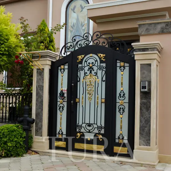 Bahçe kapısı 