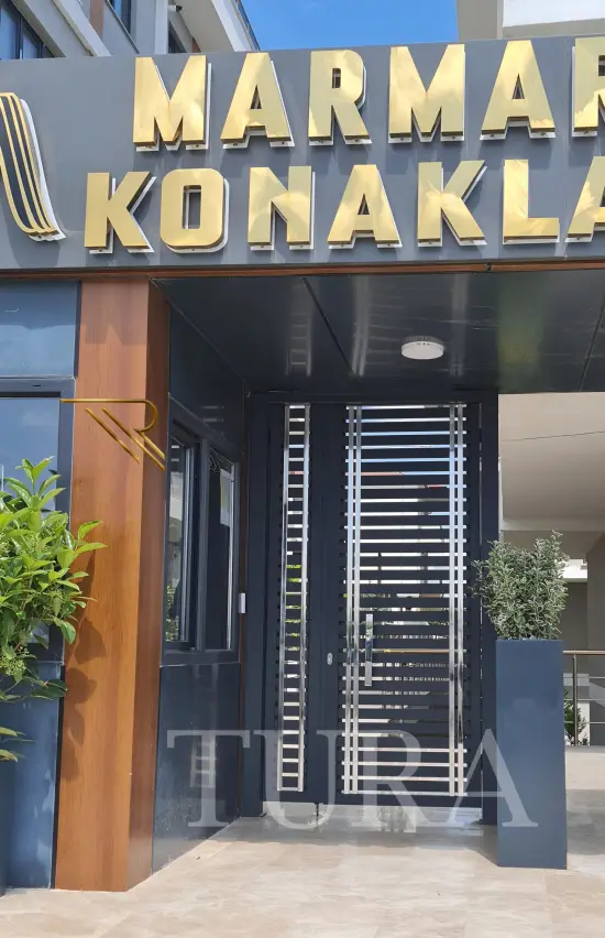 Bahçe kapısı 