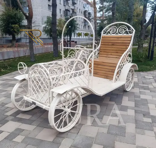 Ferforje sandalye