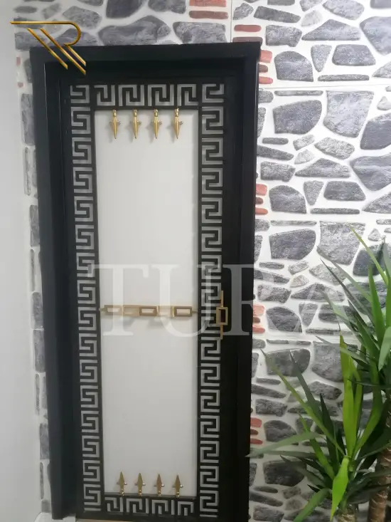 Ofis kapısı