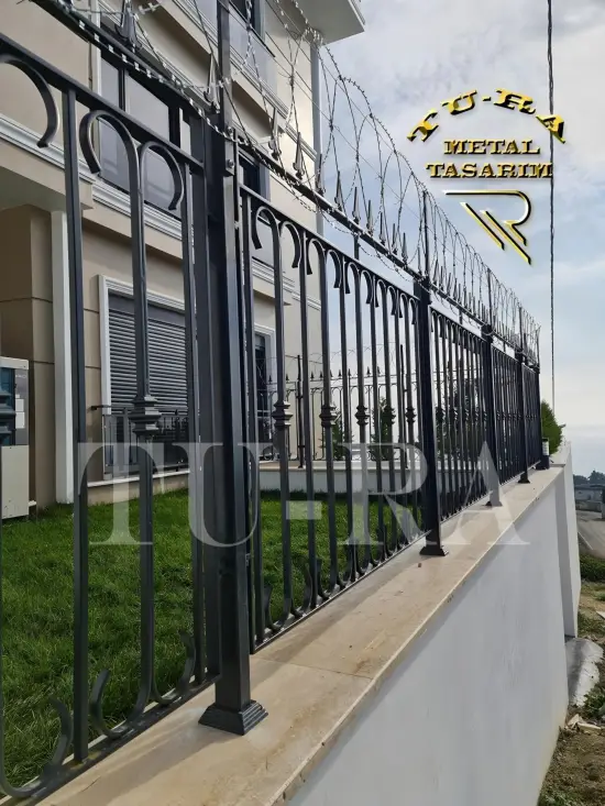 Duvar korkulukları