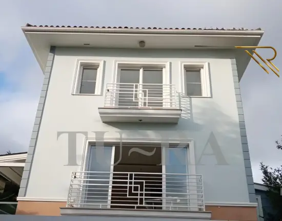 Balkon korkulukları