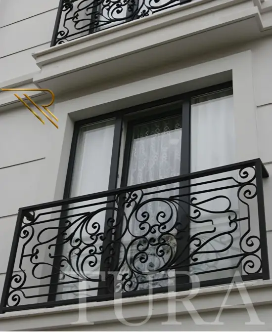 Balkon korkulukları