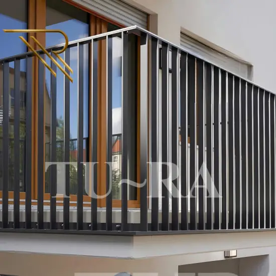 Balkon korkulukları