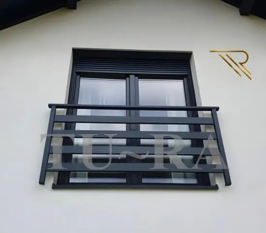 Balkon korkulukları