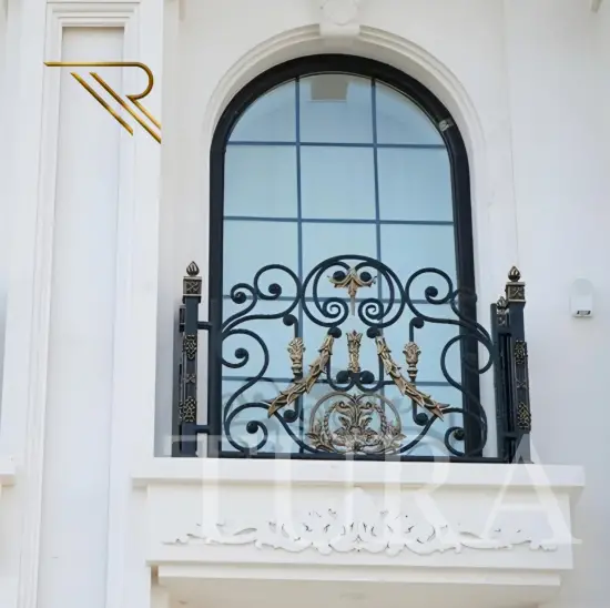 Balkon korkulukları