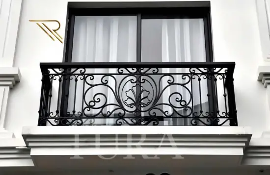 Balkon korkulukları