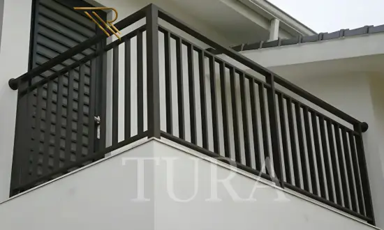 Balkon korkulukları