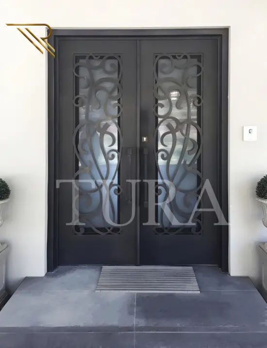 Apartman kapıları