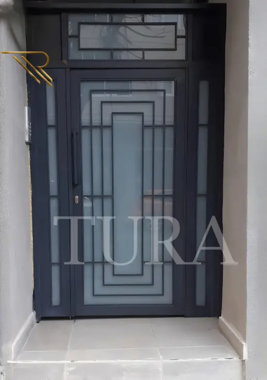 Bina kapısı